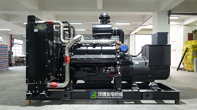数字基建新里程碑:南通至行携手广西顶博,以823kW广西顶博发电机组制造打造图木舒克大数据产业园“电力心脏”